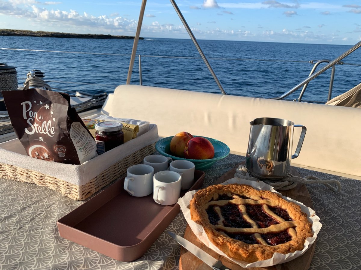 Navigando nel Mar Mediterraneo