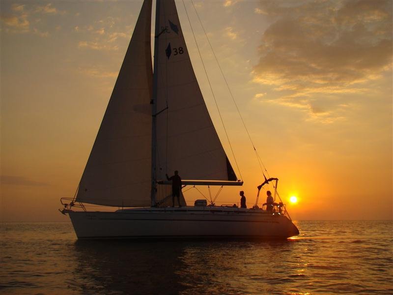 Bavaria Yachts - 12 metri