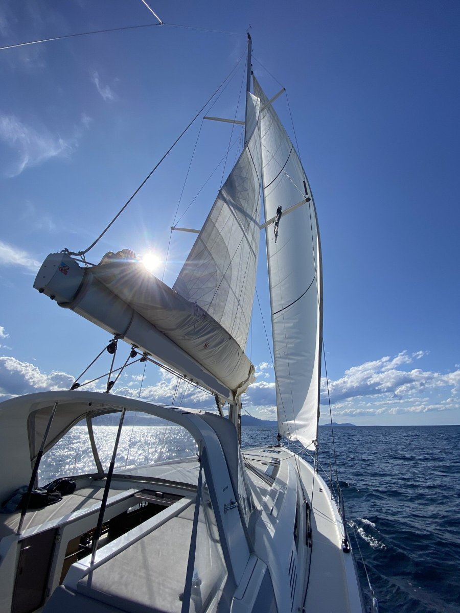 Escapada de fin de semana en velero desde Getxo