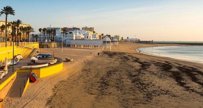 Vistas del Carnaval de Cádiz desde el Mar