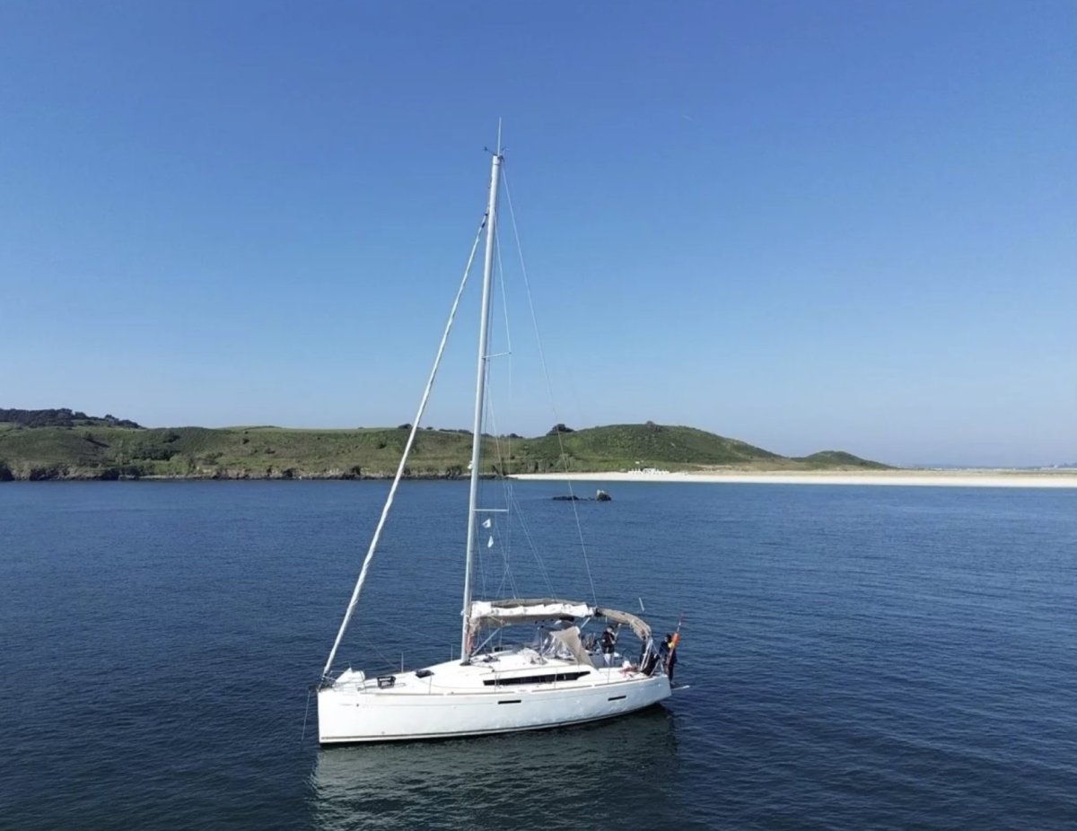 Training boat tour across the Atlantic to the Canary Islands