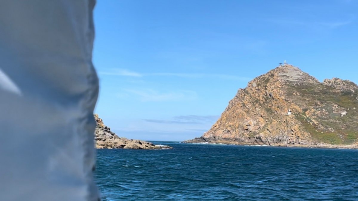 Explore Vigo by Private Yacht Rental