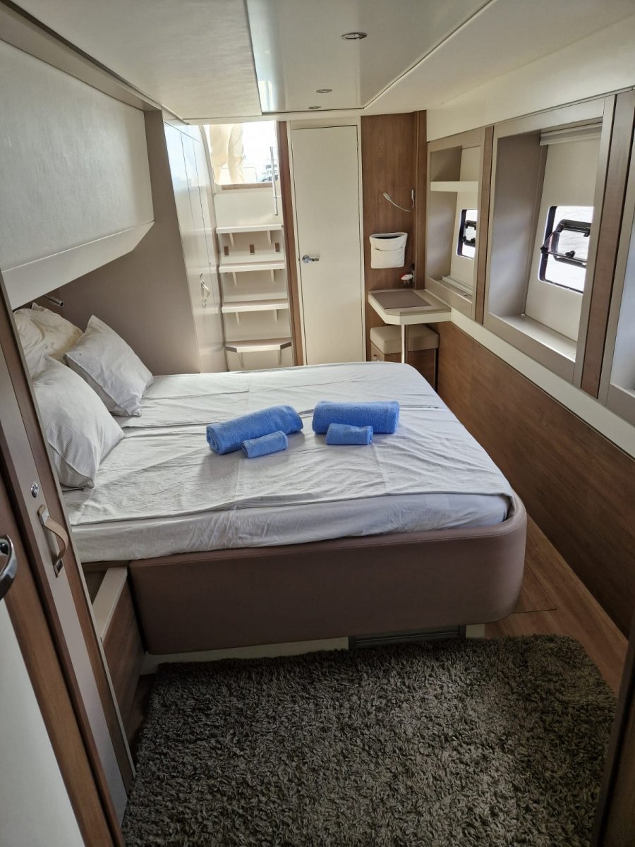 Atlantic Crossing on a Catamaran: Flotilla Experience and Sextant Navigation