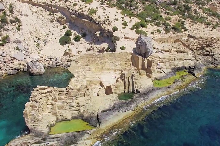 Visita al Santuario hippie Atlantis