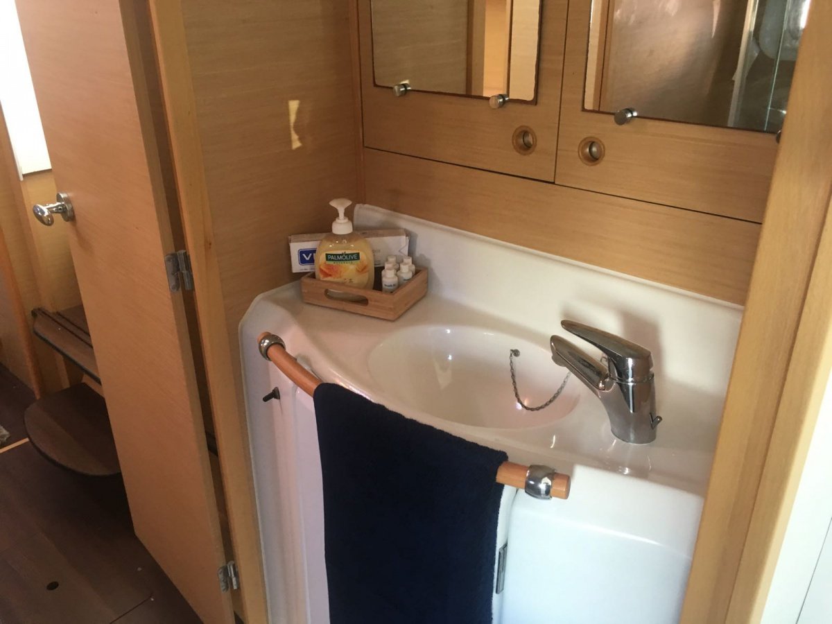 Práctica de habilitación a vela en Marbella