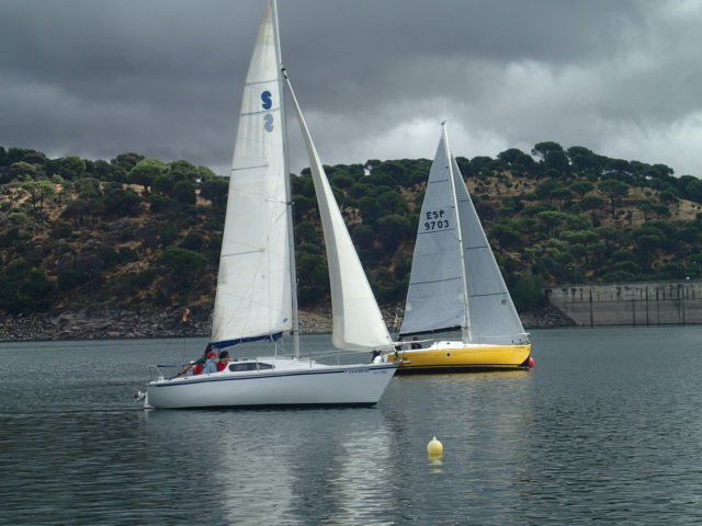 Navigation course to obtain a boating license in Madrid