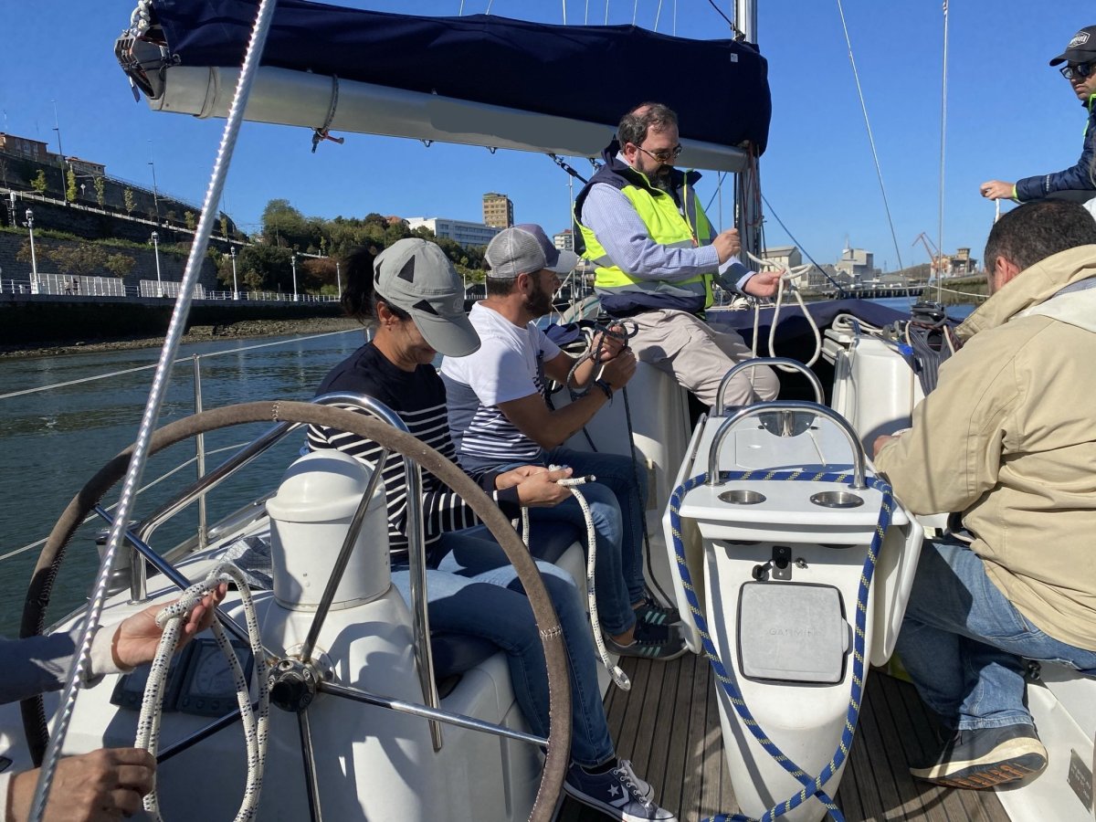 PER navigation and safety practices training