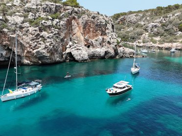 San Juan Kurs: Überfahrt von Barcelona zu den Balearen + Ankerübungen