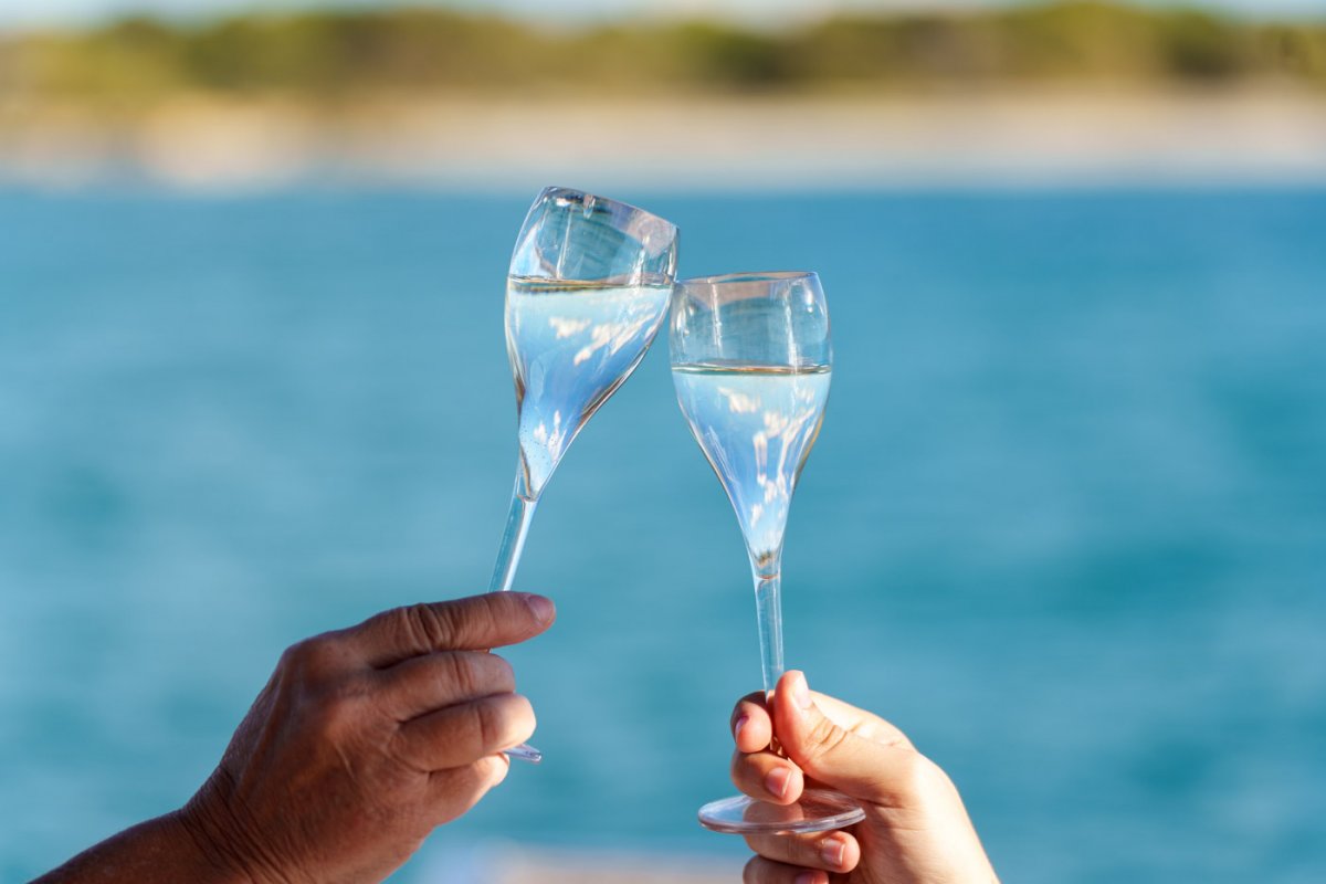 Barco a motor - Myabca - 1 baños