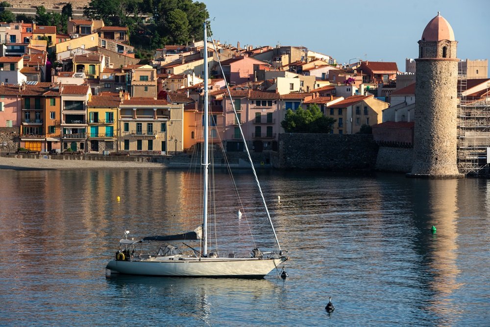 Sailing Experience: Sailboat Cruise through Sardinia, Corsica, and Palamós