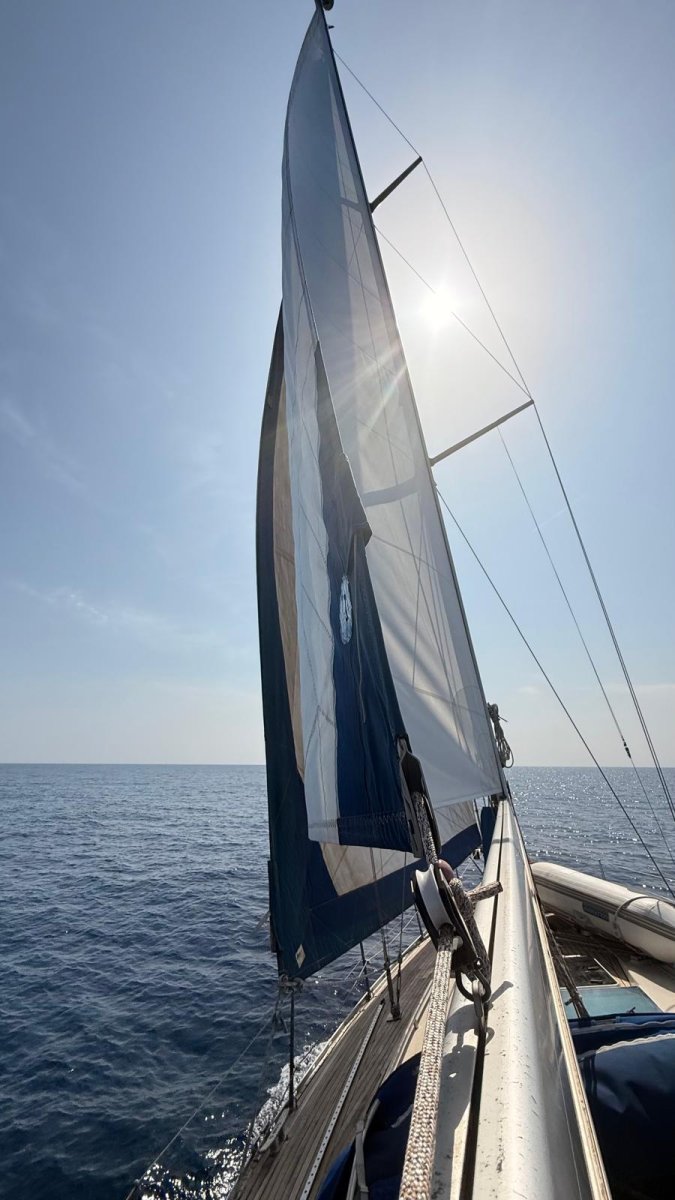 Bavaria Yachts - 4 cabinas
