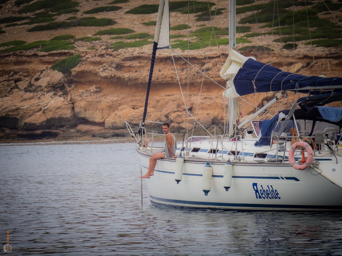Lernen Sie in Castellón auf einem Luxus-Segelboot zu segeln