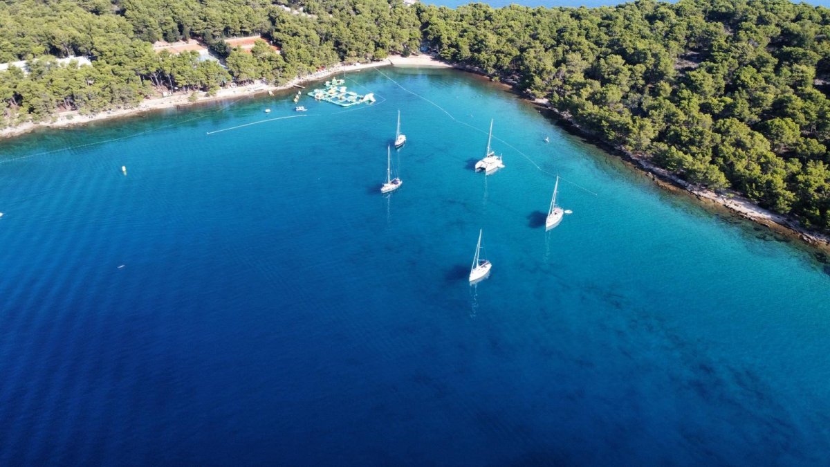 Segelurlaub in den Buchten Kroatiens