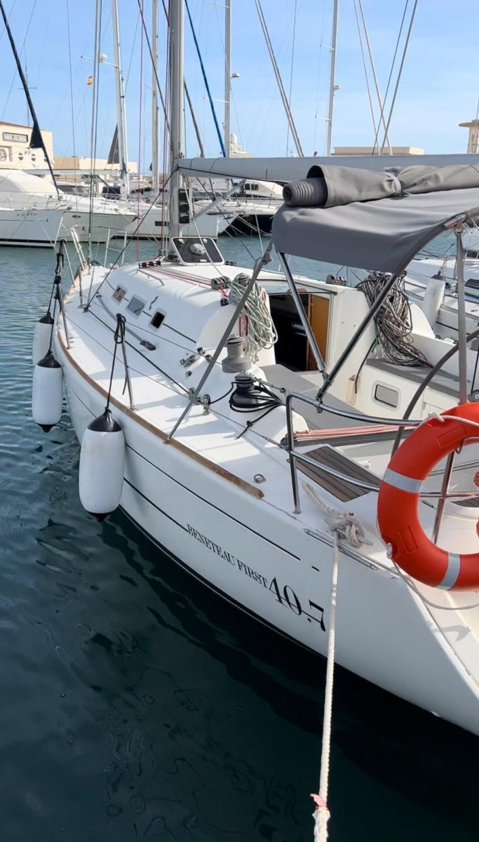 Bénéteau - 11.92 metros