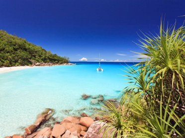 Una settimana alle Seychelles su un catamarano con tutti i comfort inclusi.