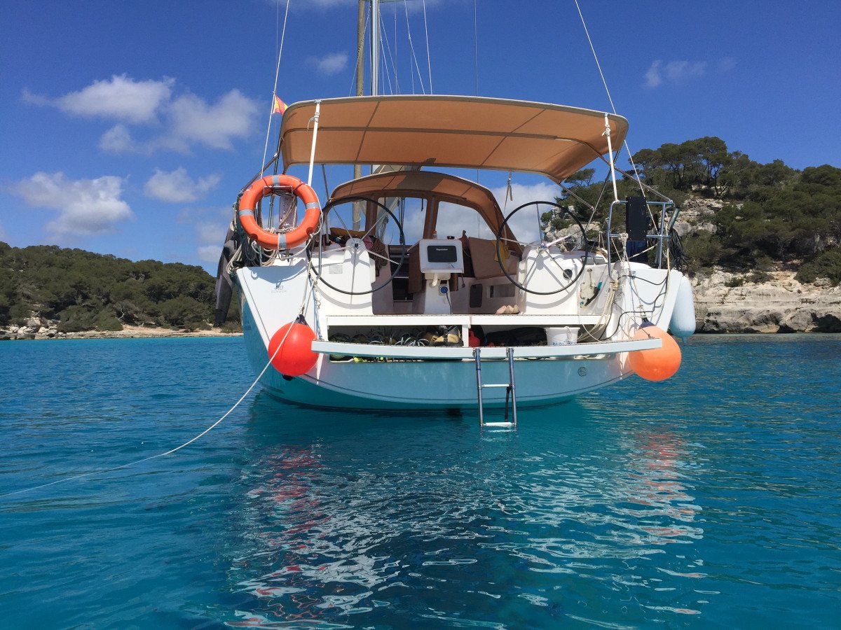 Velero - Dufour Yachts - 3 cabinas