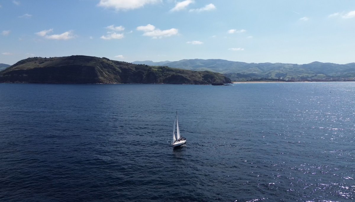 Sailboat - Bénéteau - Ocenais 440