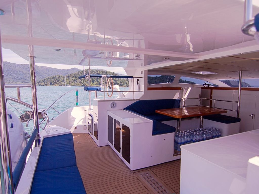 Island Packet - 2 bagni