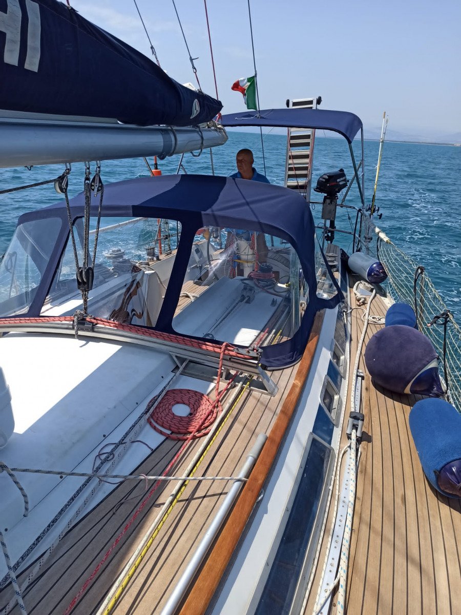 Scoprire la cultura e la storia della Puglia dal mare