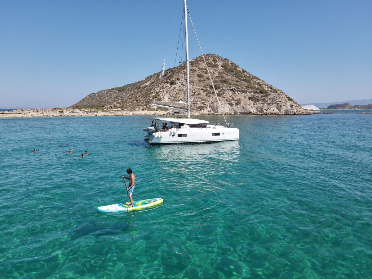 Learn to sail in the Mediterranean