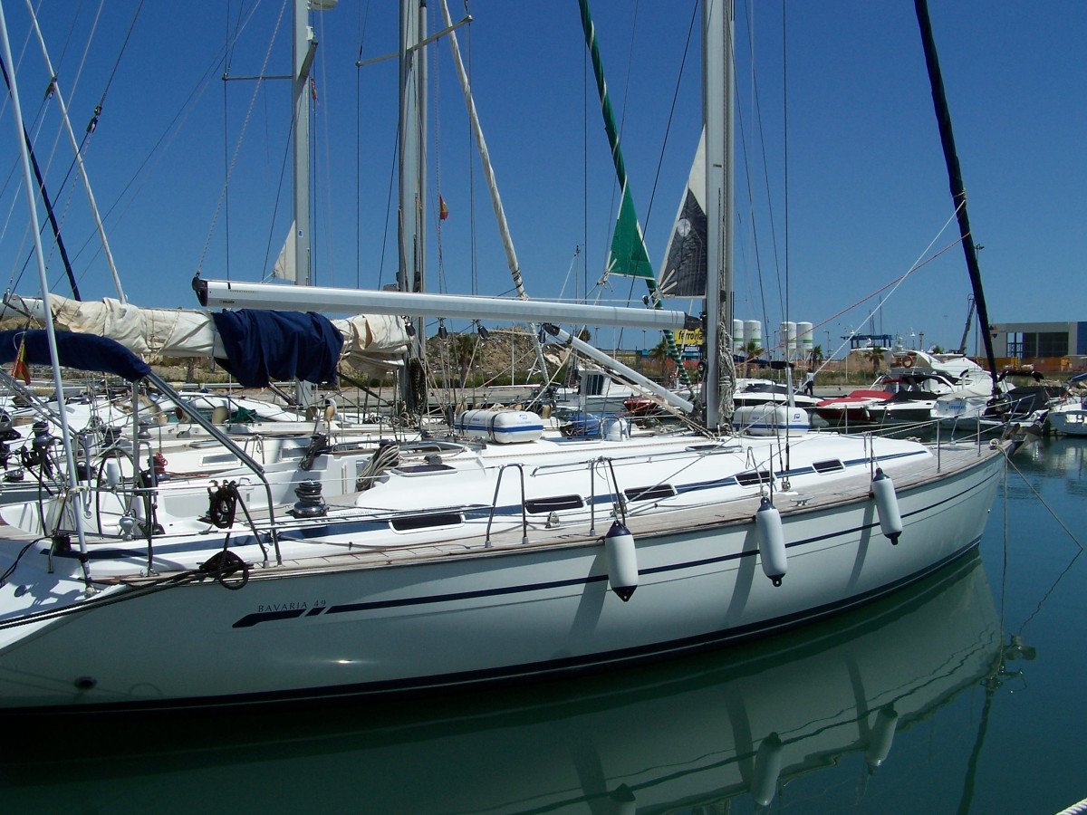 Bavaria Yachts - 5 cabine
