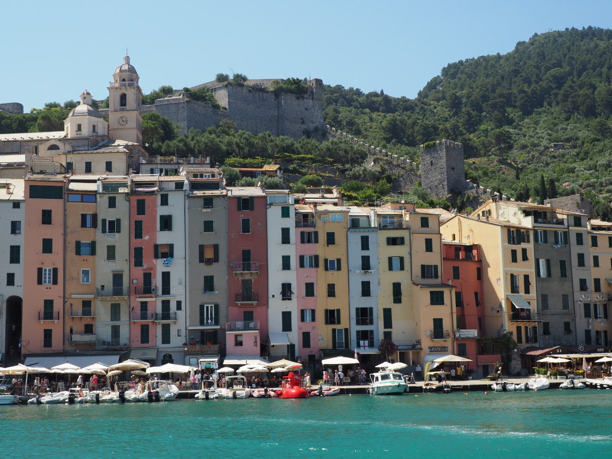 Panoramic view of a yacht in Liguria