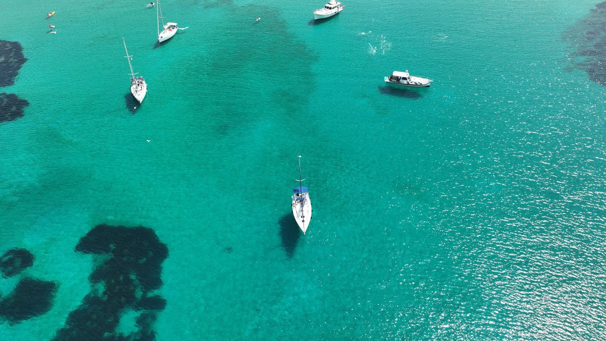 Aprendiendo a navegar en un velero