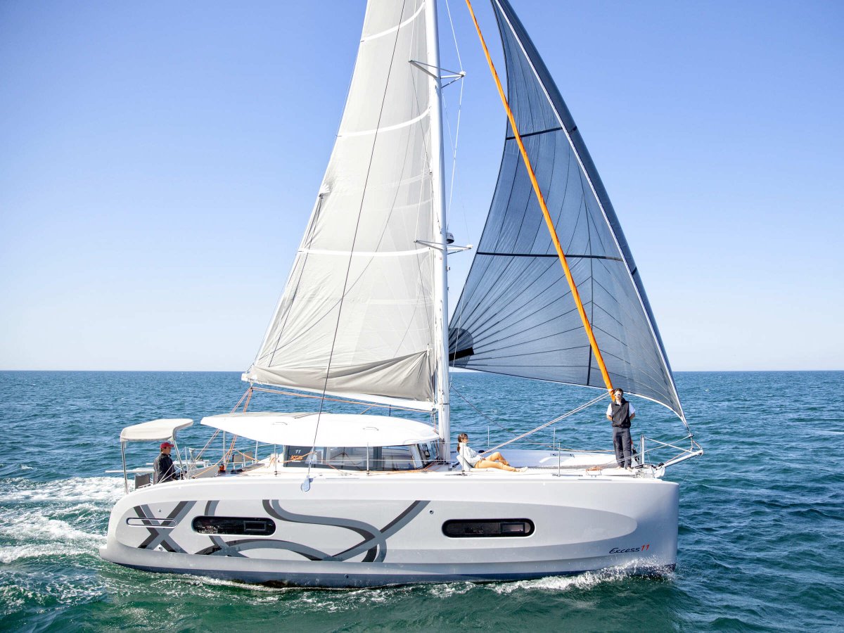 Catamaran-Segeltour auf Ibiza und Formentera ab Valencia