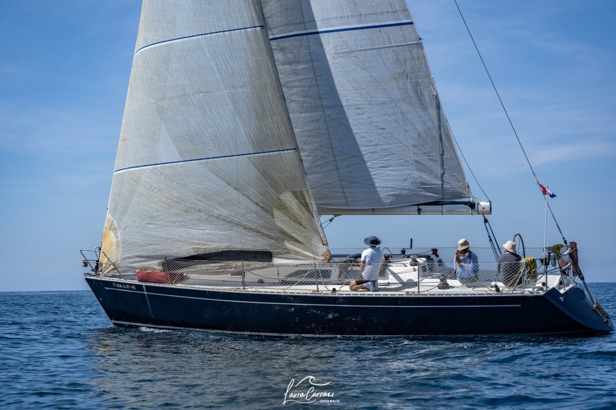 Boat sailing in Maresme