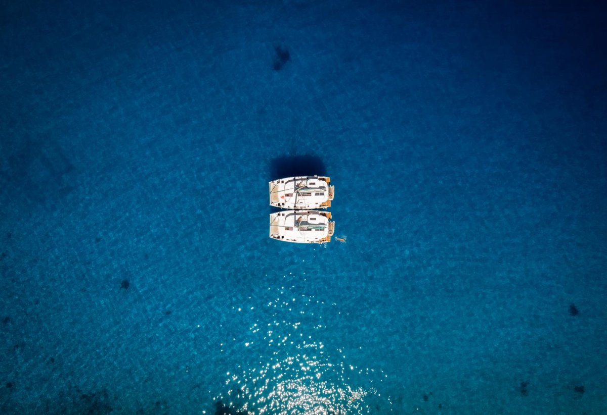 Sailing experience in the waters of Seychelles