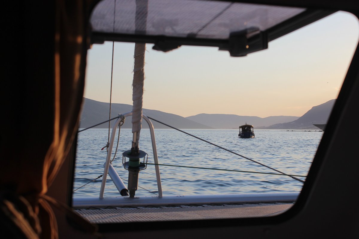Catamarano - Fountaine - 2012