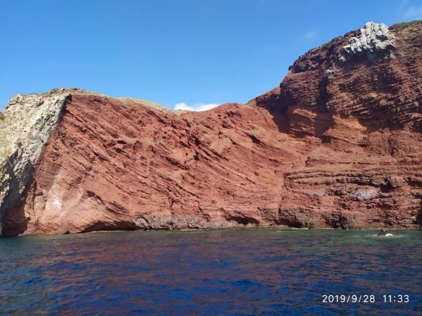 Viaje de barco y excursiones de fin de semana en Capraia