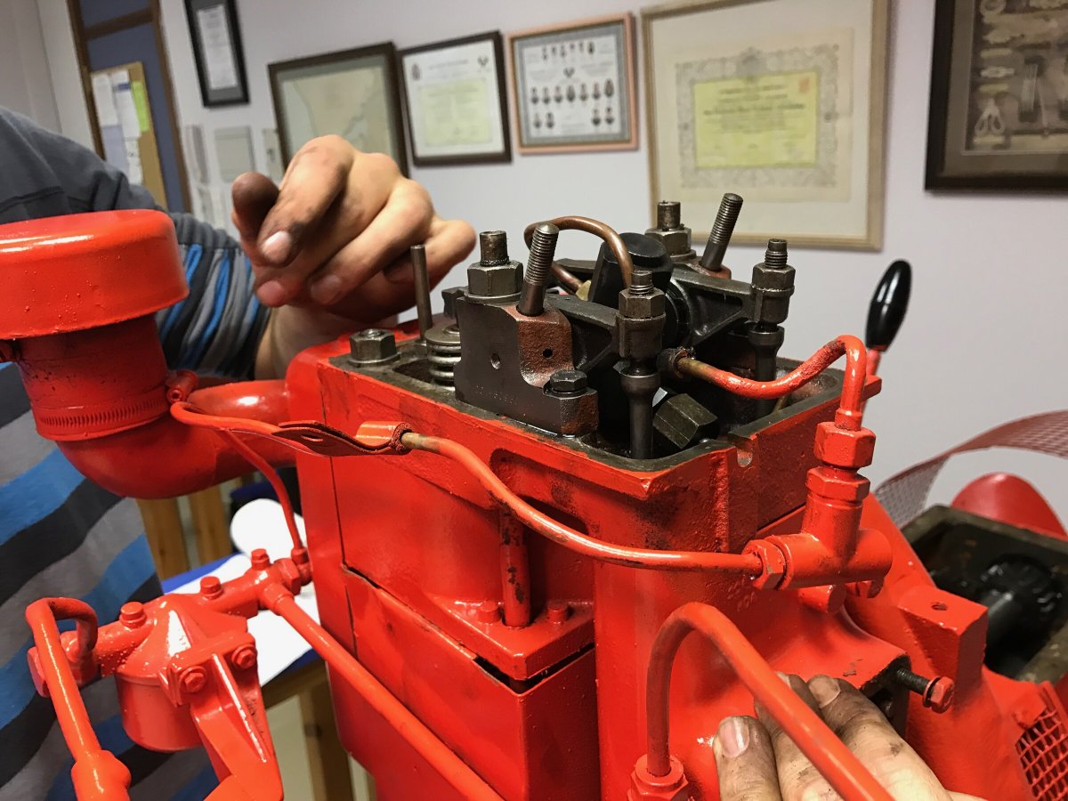 Imparare a navigare su una barca privata