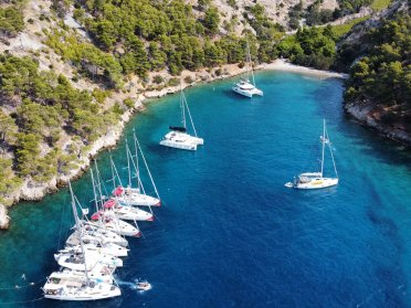 Descubra las bahías escondidas de Mallorca: vacaciones en velero únicas en su clase