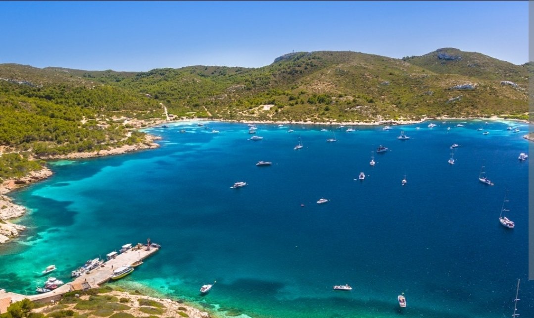 A bordo de un velero hacia la isla de Cabrera en octubre