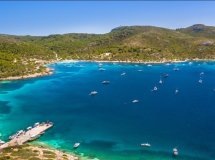 A bordo de un velero hacia la isla de Cabrera en octubre