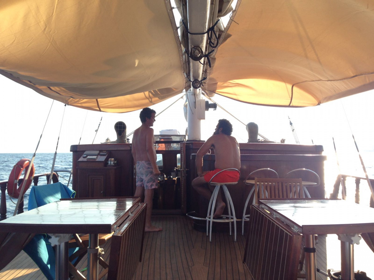 boat vacation barcelona