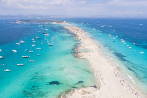 Navega en velero por Ibiza y Formentera desde Alicante