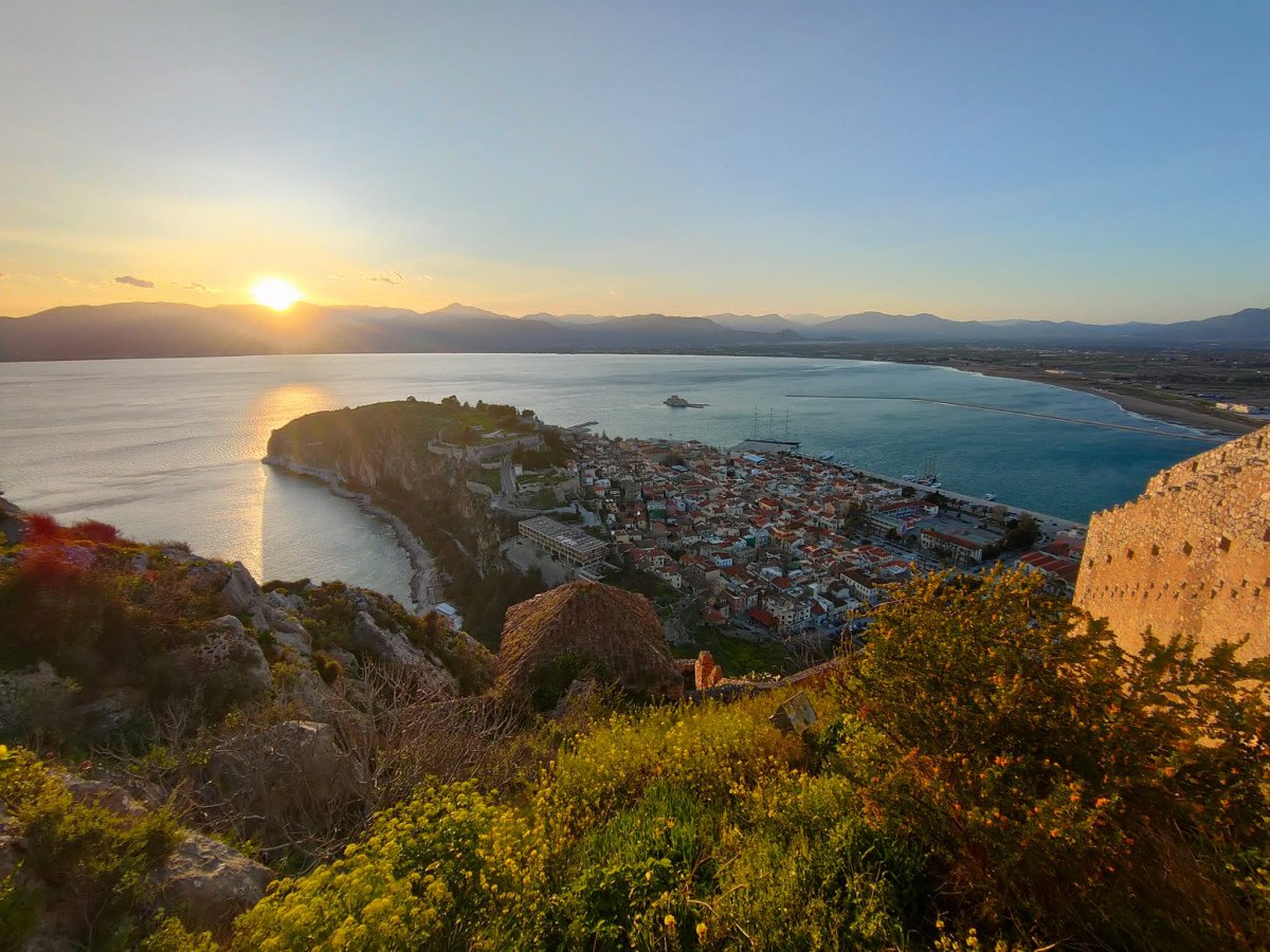 Aventura en el Mar Egeo - Curso de Vela en el Árgolica de Grecia