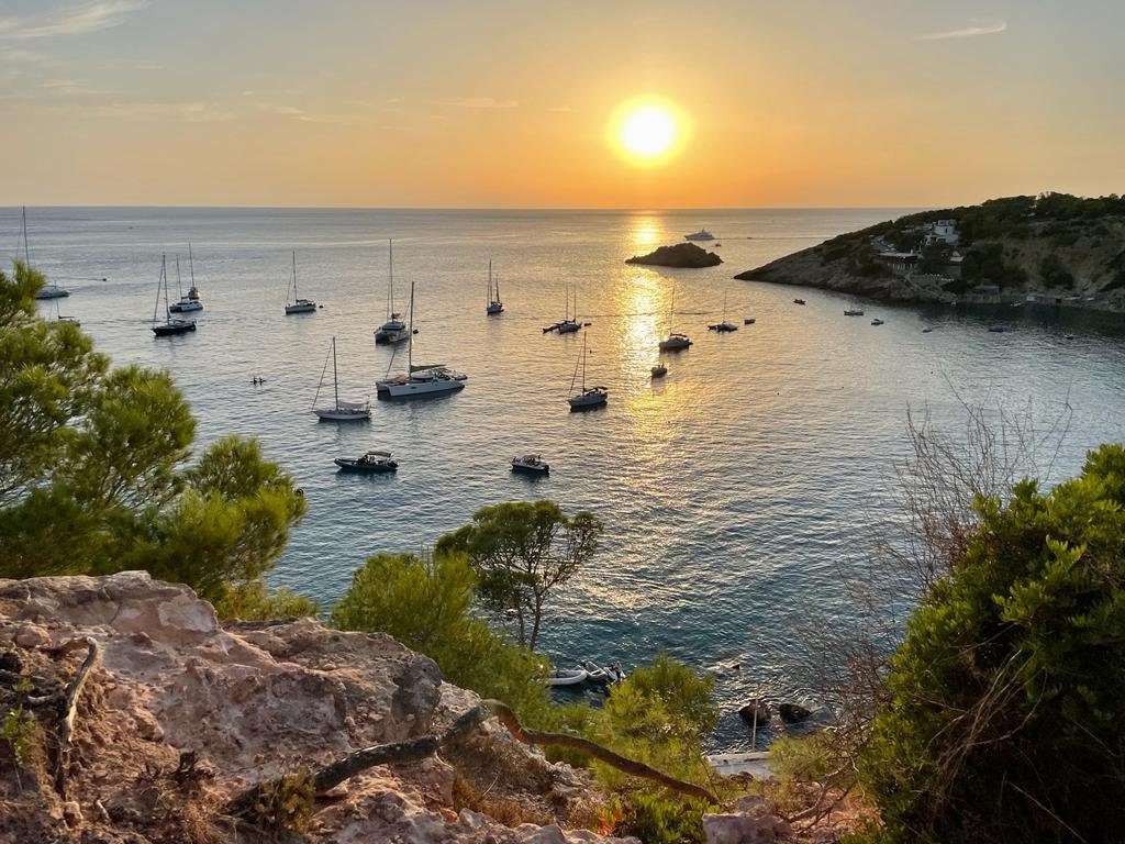 Disfruta de la navegación en Velero en Ibiza y Formentera desde Valencia
