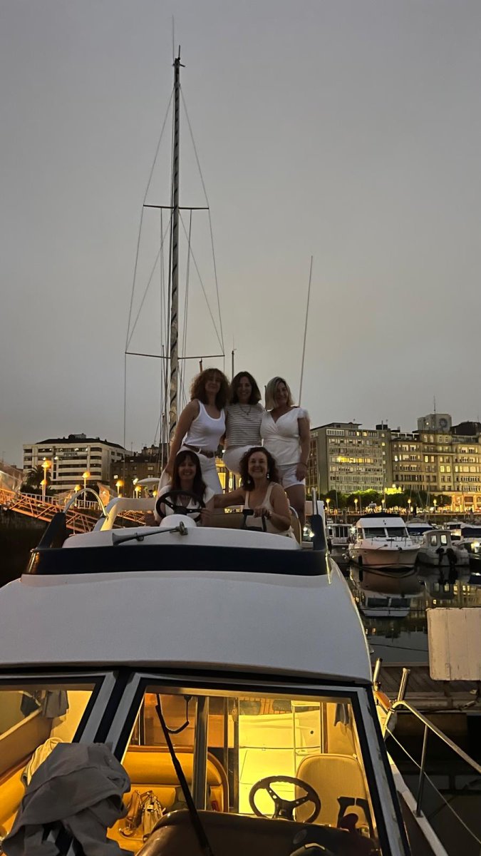 Vuelve a vivir el asombro del eclipse solar desde el mar