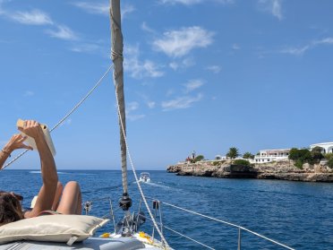 Crociera in barca a vela intorno a Ibiza e Formentera da Barcellona