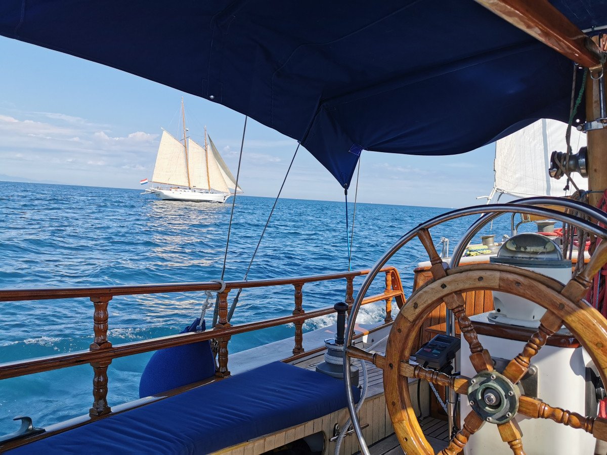 Tahoe - 12 {{i18n.meters}}