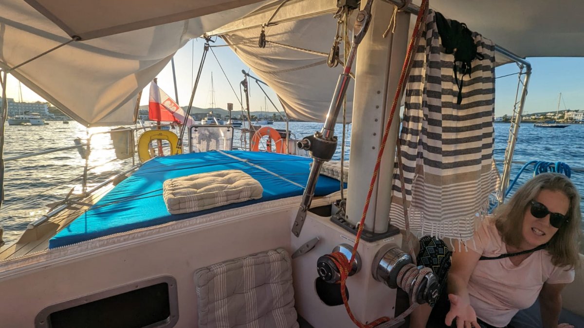 Navegando en un velero por el Mediterráneo