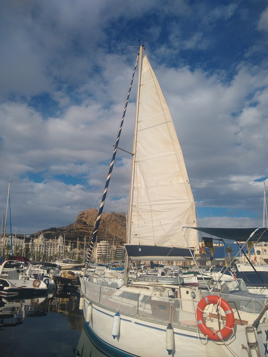 Sailboat - Jeanneau - 1986