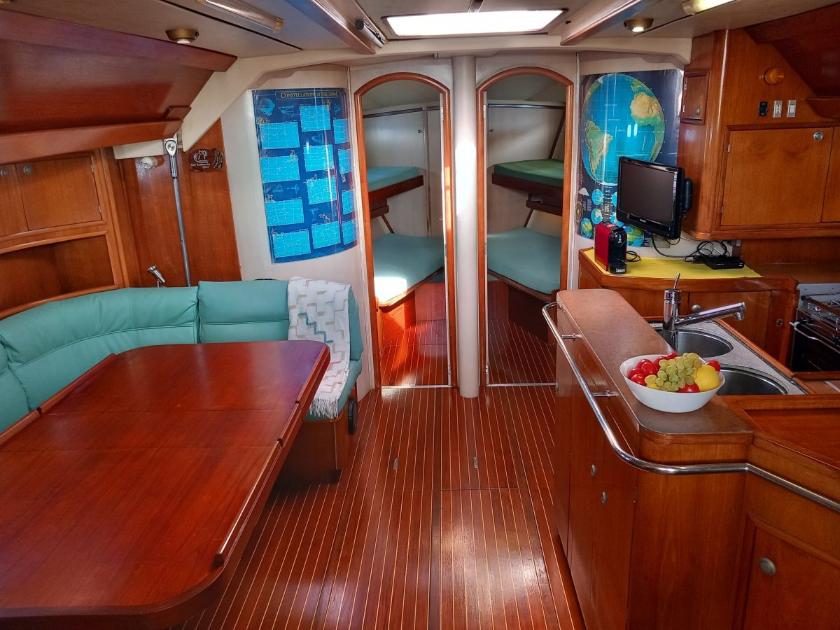 Mediterranean sailing experience from Ibiza