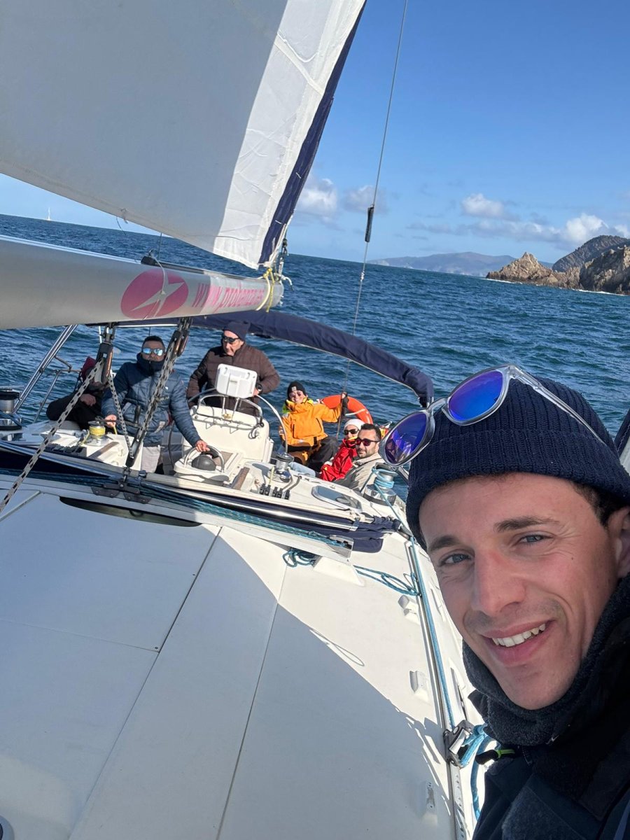 Learn to sail yachts in Getaria