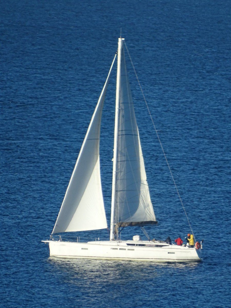 Upgrade your sailing license in Pontevedra