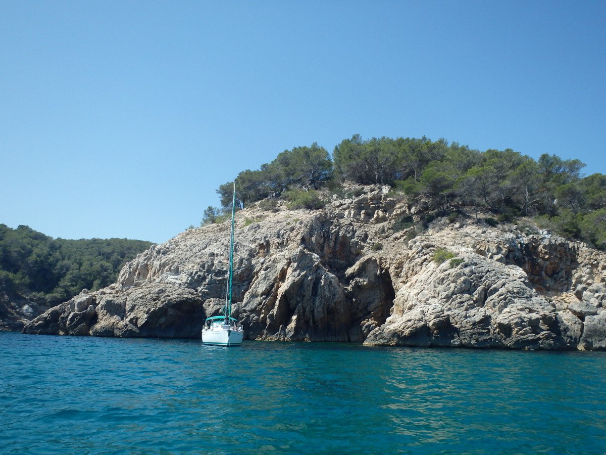 Dufour Yachts - 8 personas