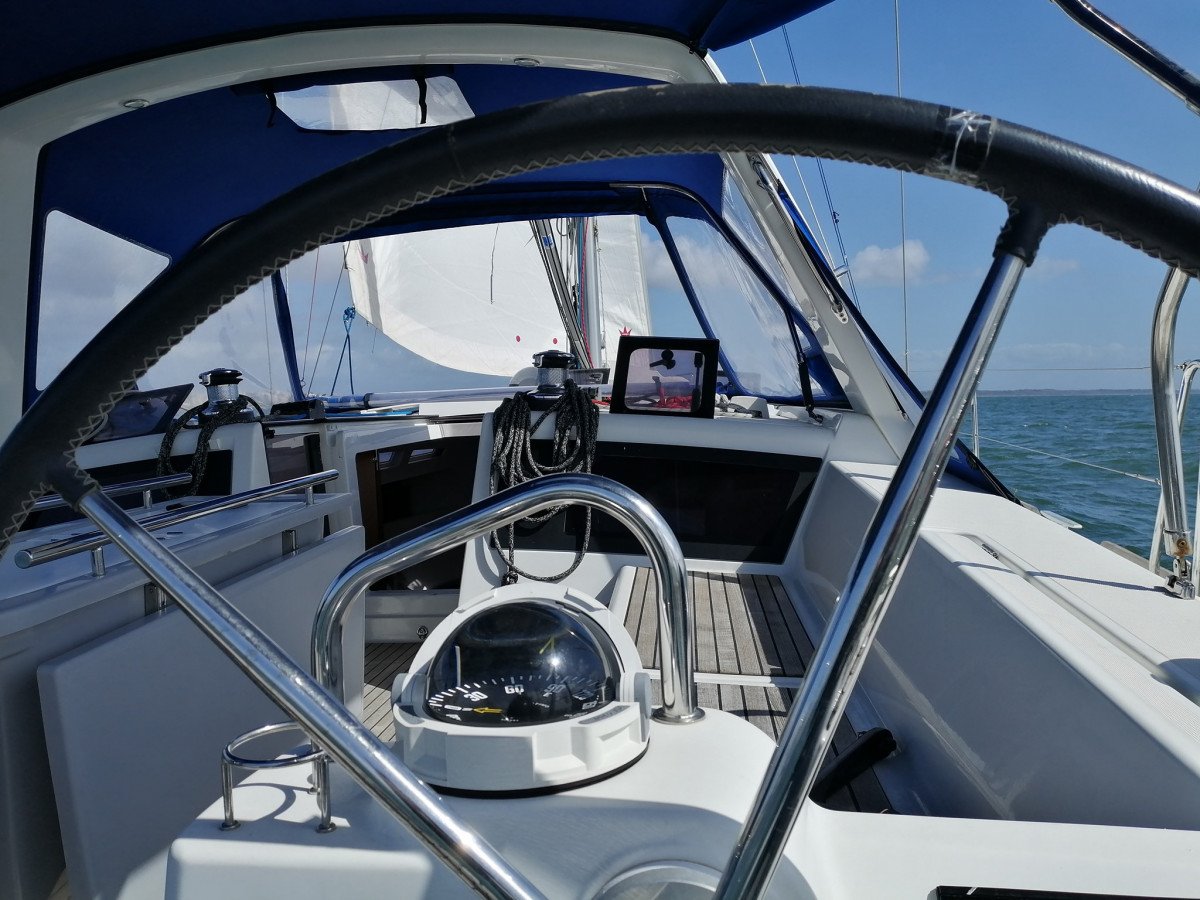 scopri le isole pontine in barca a vela